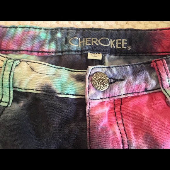 Cherokee Tie-dyed XL girl shorts - Picture 2 of 5